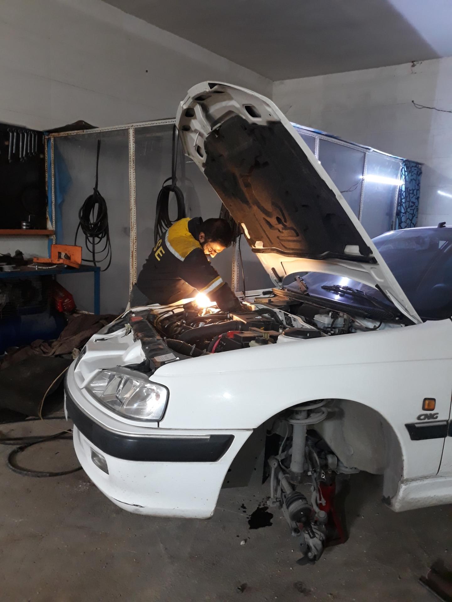عکس تعمیرگاه مکانیکی شیراز