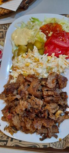 عکس پیتزا کباب ترکی اوین