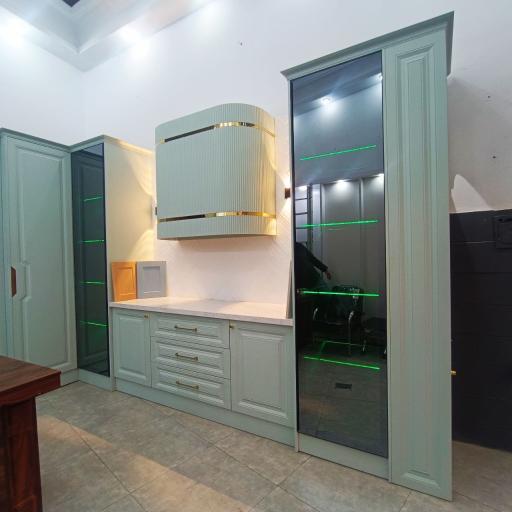 رویال کابینت دکور