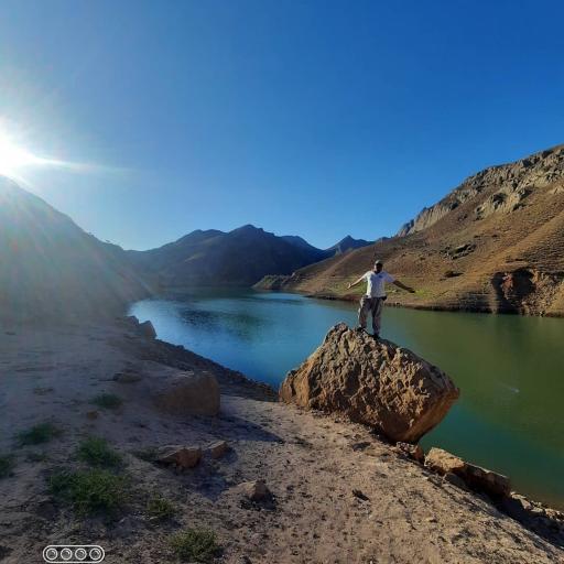 عکس دریاچه سد زاوین