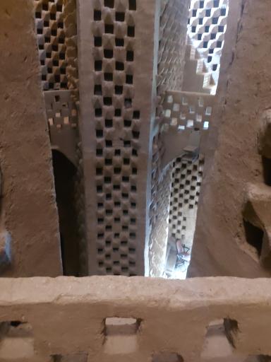 عکس برج کبوترخانه دستگرد