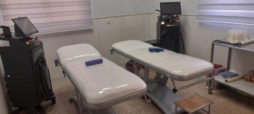 عکس مرکز تخصصی لیزر پاک