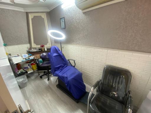 عکس کلینیک پوست‌، مو و لیزر نیک رویان