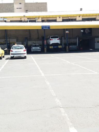 عکس نمایندگی ایران خودرو سرافراز