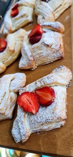 عکس کافه بیکری لموند