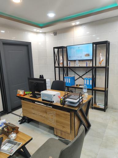 عکس باتیس پنجره شعبه سیرجان