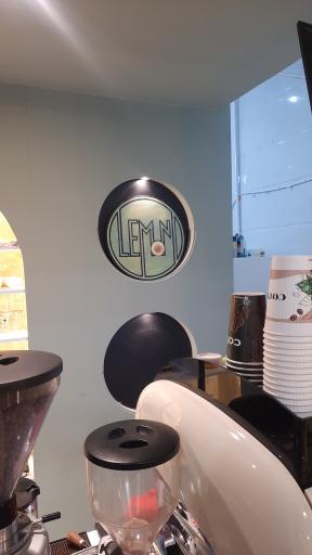 عکس کافه بیکری لموند