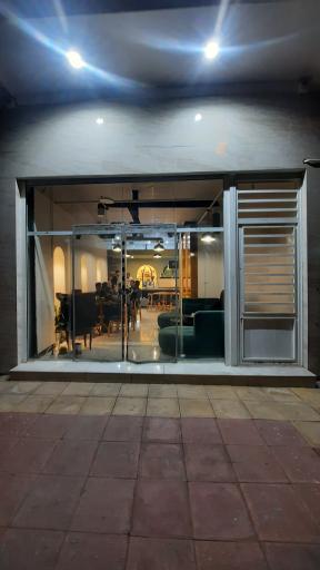 عکس کافه بیکری لموند