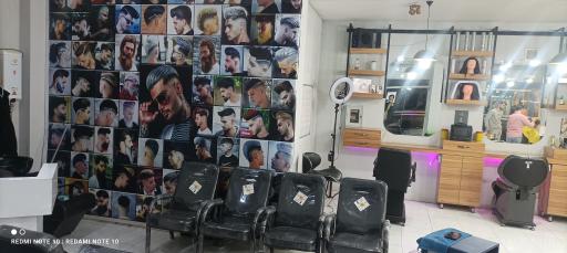 سالن پیرایش و آموزشگاه آقای خاص