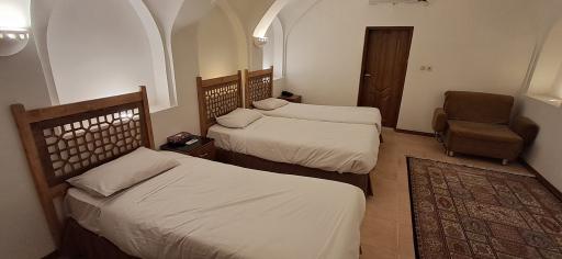 عکس هتل قلعه وزیر