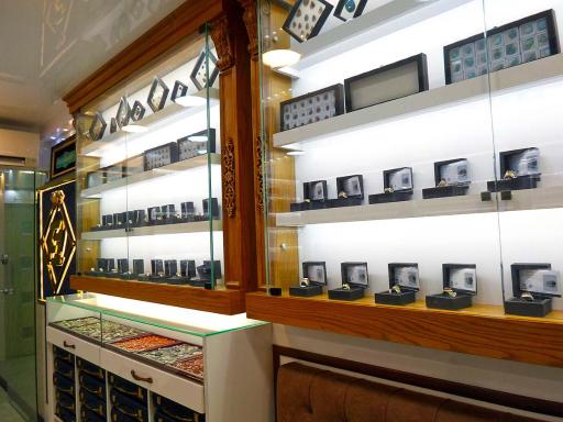 عکس فروشگاه تسبیح و انگشتر فیروزی