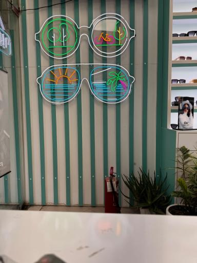 عکس عینک بصیر 