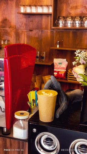 عکس کافی شاپ ماندگار