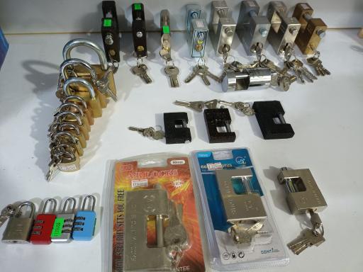 عکس آموزشگاه الکترونیک و رباتیک نور علی نور