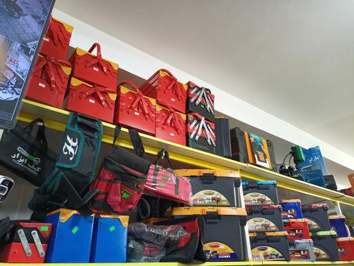 عکس آموزشگاه الکترونیک و رباتیک نور علی نور