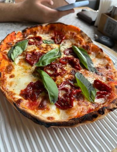 عکس فست فود بگ بگ