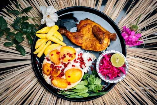 عکس رستوران میزبان