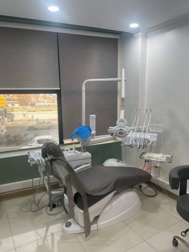 عکس دندانپزشکی دنتال رویش