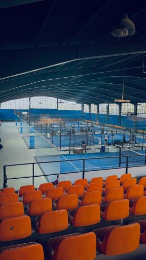 عکس باشگاه پدل نارون