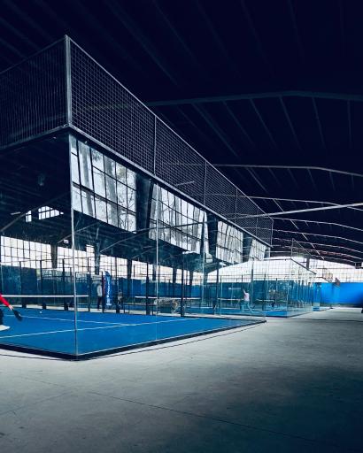 عکس باشگاه پدل نارون