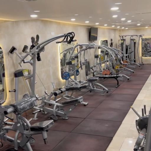 عکس باشگاه بدنسازی سورنا