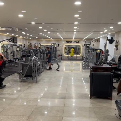 عکس باشگاه بدنسازی سورنا