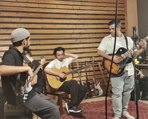 عکس خانه گیتار یزد