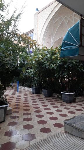 عکس مدرسه امام صادق (ع)