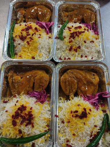 عکس تهیه غذای تک 