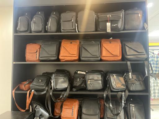 عکس مرکز خرید بزرگ قره باغی