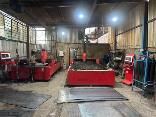 عکس برش لیزر فلزات CNC آشوبی