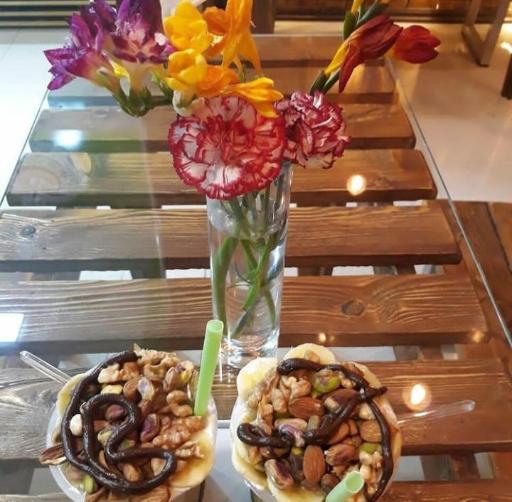 عکس آبمیوه و بستنی فروتریا