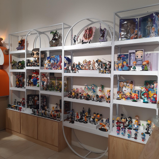 عکس فروشگاه فیگور و اکشن فیگور توسکانا
