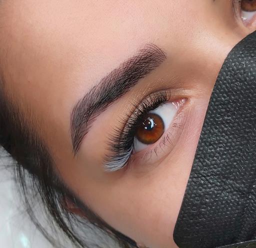 آکادمی اکستنشن مژه حدیث بیابانی