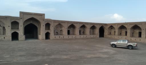 عکس کاروانسرای شاه‌عباسی عباس آباد