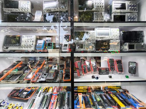 عکس فروشگاه ولت ابزار 