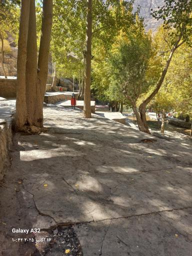 عکس محوطه تفریحی بین‌ المللی آبشار سمیرم