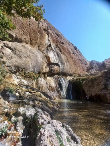 عکس محوطه تفریحی بین‌ المللی آبشار سمیرم