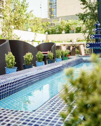 عکس رستوران ما ۳ تا