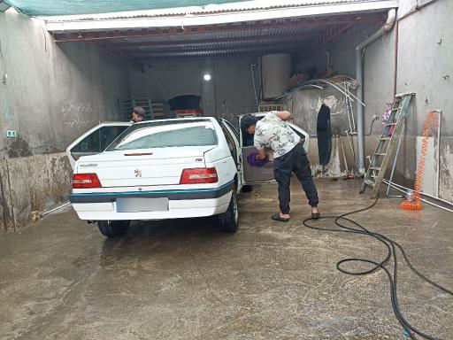 عکس کارواش عمو اصغر 