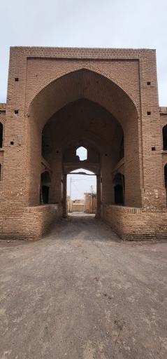 عکس کاروانسرای شاه‌عباسی عباس آباد