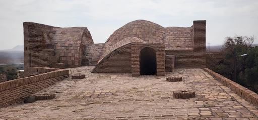 عکس کاروانسرای شاه‌عباسی عباس آباد