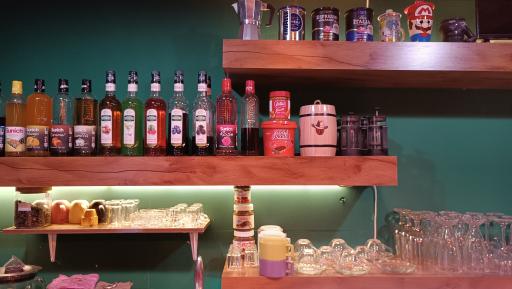 عکس کافی شاپ میس