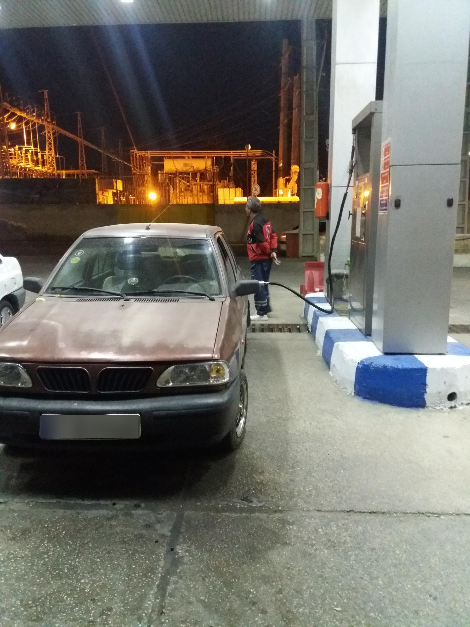 عکس پمپ گاز CNG