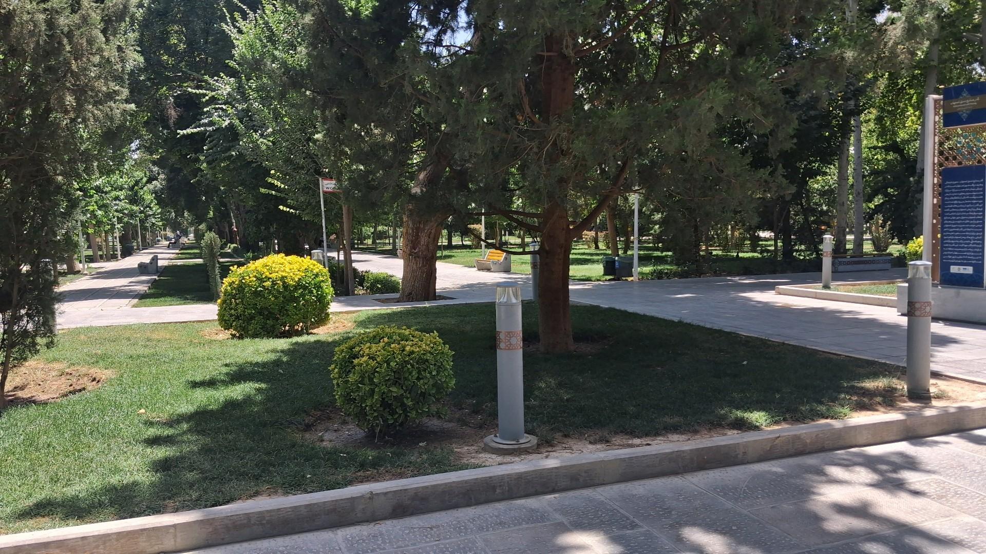 عکس بوستان هشت بهشت