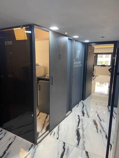 عکس کلینیک دندانپزشکی دکتر دانشور