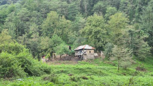 عکس آبشار آهکی اسکیلیم