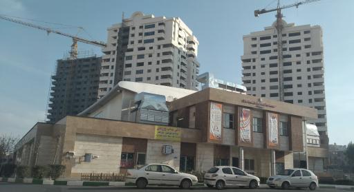 عکس مجموعه فرهنگی ورزشی شهیدان جعفری نیا