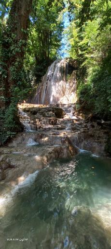 عکس آبشار آهکی اسکیلیم