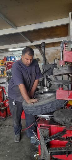 عکس تعویض روغنی و اگزوزسازی مهدی